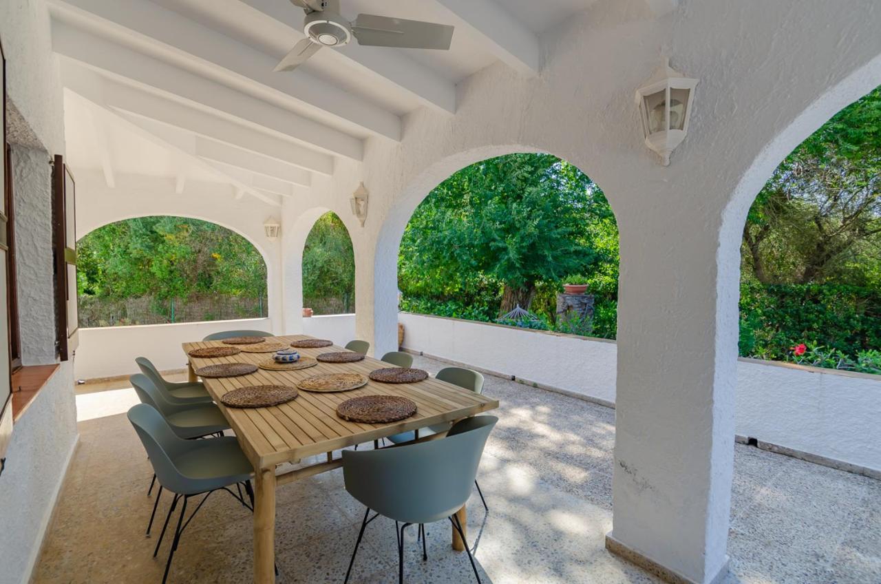 Villa Diani บินิเบกา ภายนอก รูปภาพ